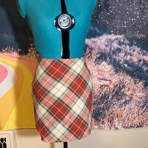 H&M size 4 plaid skirt with a side zipper